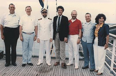 [Halley's Comet Cruise Staff - Oceanis]
